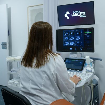 aeger-prima-ecografia-monitor-marca